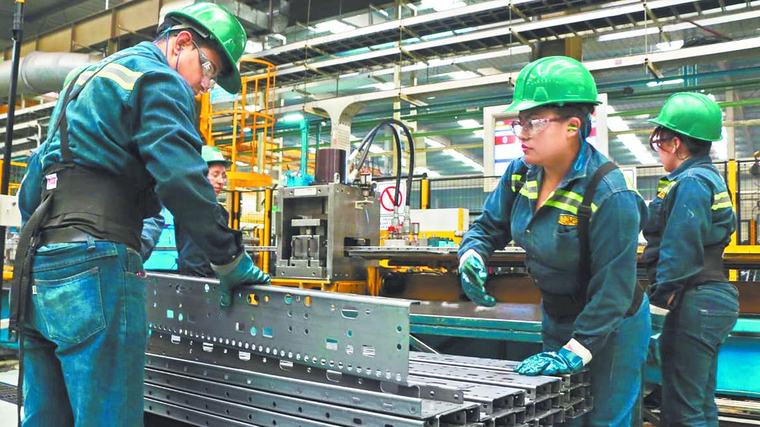 Hidalgo suma 147,000 millones de pesos en inversiones comprometidas