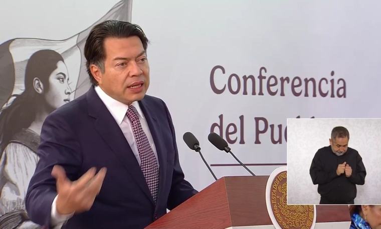 Maestros en México apoyan regular uso de celulares en aulas: SEP