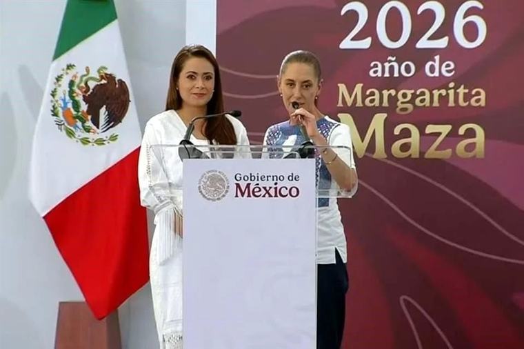 Abuchean a Gobernadora de AGS; pide CSP respeto