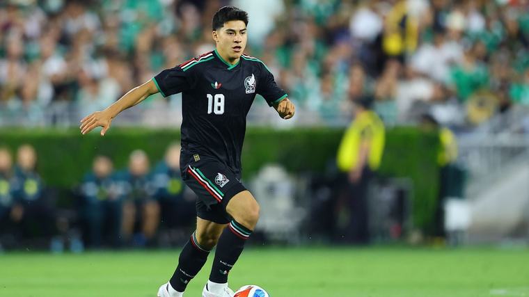 ¡Obed Vargas seguiría en LaLiga! Reportan que tres clubes de España se están peleando su fichaje