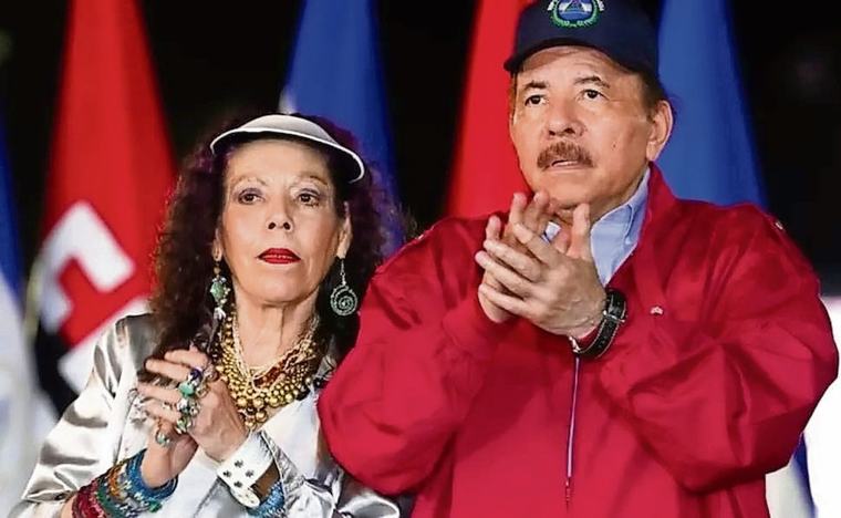 Daniel Ortega desafía las amenazas de EU; ni su gobierno ni el ejército "se venden ni se rinden", dice