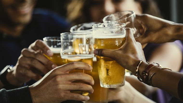 Las muertes por cáncer relacionadas con el consumo de alcohol se han duplicado; según estudio