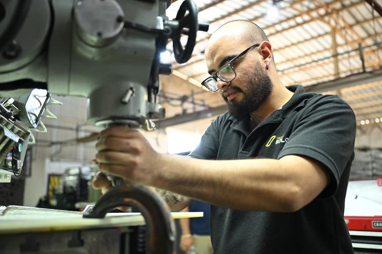 Formalidad crece la mitad que en Brasil