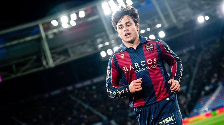 Prensa de España, sorprendida de que América gane a LaLiga fichaje de Carlos Álvarez: ‘Enorme club’