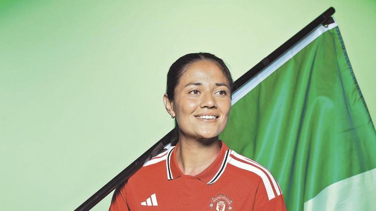 Rebeca Bernal, la nueva defensora del Manchester United