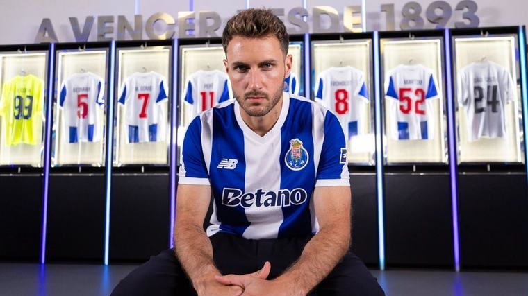 ¡OFICIAL! Santiago Gimenez es nuevo jugador del Porto y volverá a disputar la Champions League