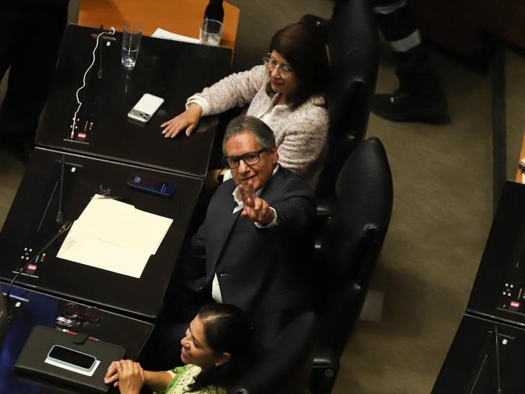 Un lector de Dylan Thomas en el Senado