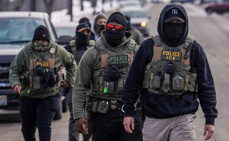 ICE contrató agentes sin revisar por completo sus antecedentes; denunciante alerta de “amenazas internas”