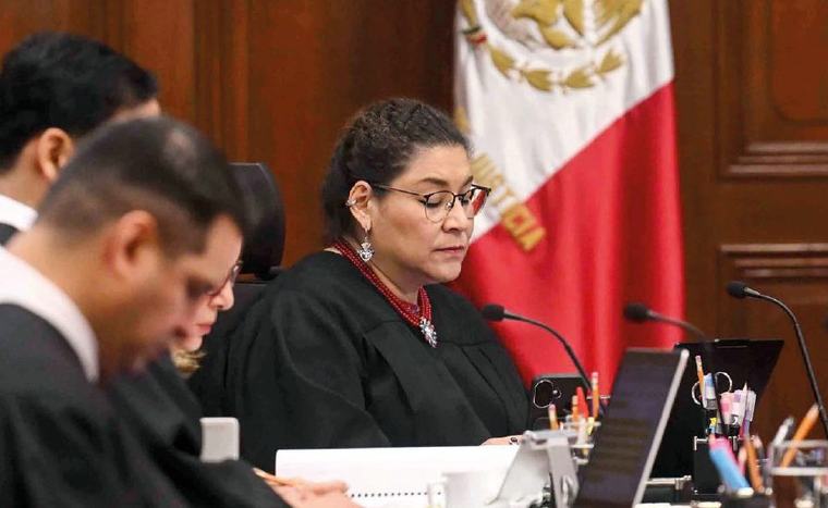 La Corte del desorden Una contradicción constitucional pone en vilo la presidencia de la ministra Lenia Batres Diana Lastiri