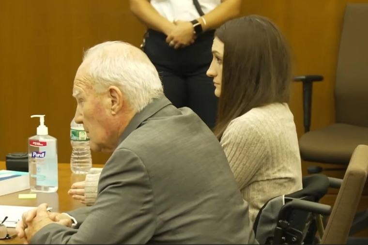 Juez busca anular el juicio de Lindsay Clancy, acusada de matar a sus 3 hijos; abre puerta a apelacion