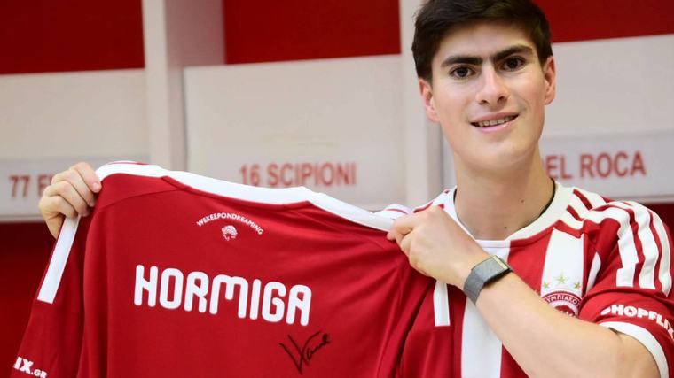 Hormiga González marca sus primeros goles en entrenamientos del Olympiacos (VIDEO)