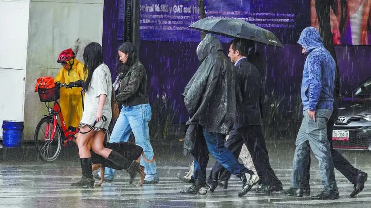 Lluvias y granizo amenazan a la CDMX: Así estará el clima el fin de semana