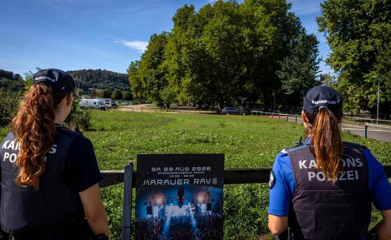 Atacante de rave en Suiza se entrega a la policía; no hay indicios de más participantes