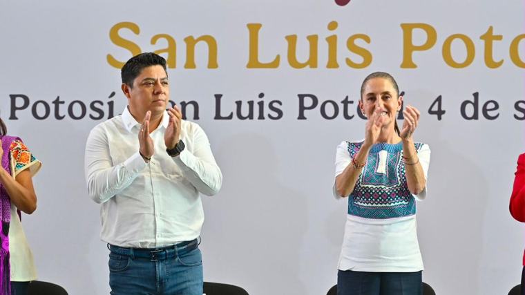 Ricardo Gallardo acompaña a Claudia Sheinbaum en su segundo informe ante 21,000 potosinos