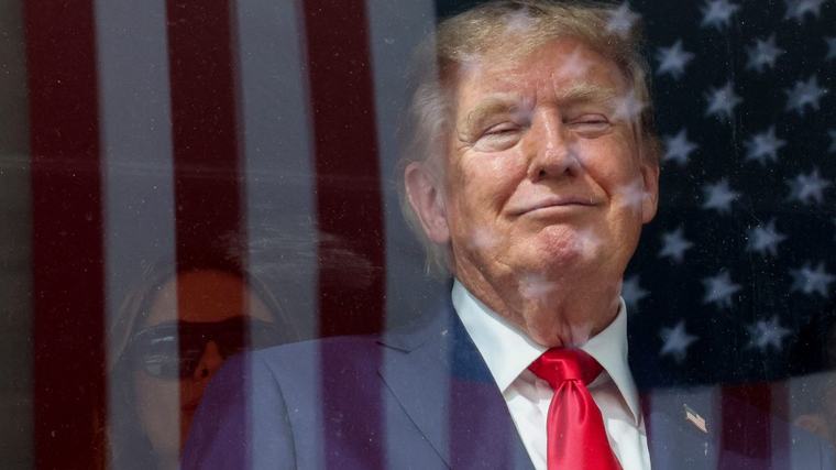 Trump plantea cambiar el nombre de Nuevo México por “Nuevo América”