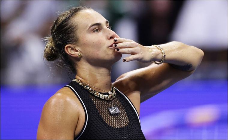 Aryna Sabalenka vence a Polina Iatcenko y avanza con autoridad