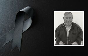 Muere el periodista de espectáculos Chucho Gallegos, a los 84 años de edad