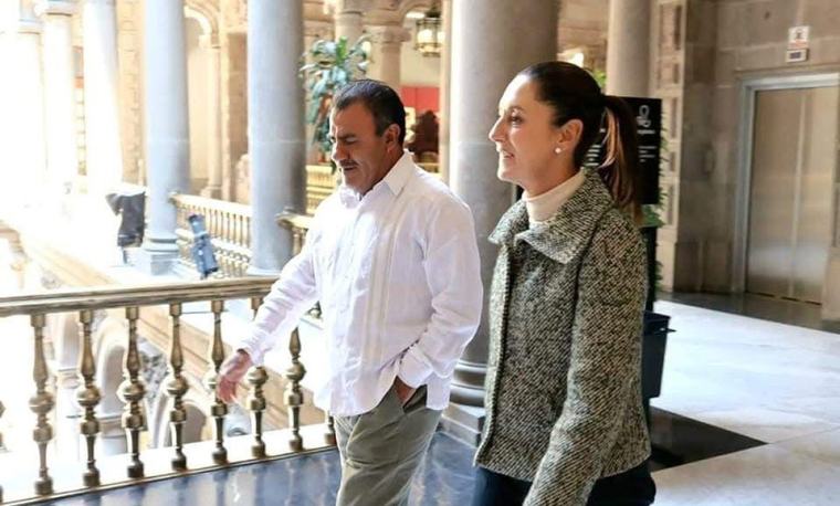 Sheinbaum lleva a México a ser un País alfabetizado: Armando Contreras