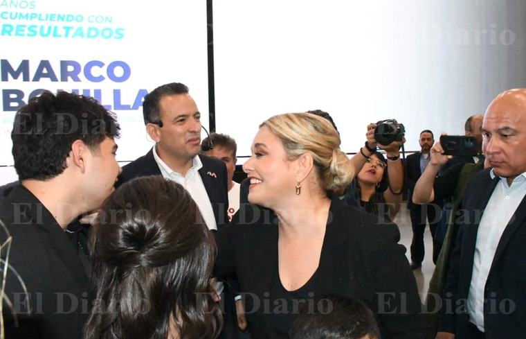 Acompaña Maru a Bonilla para rendir su Quinto Informe