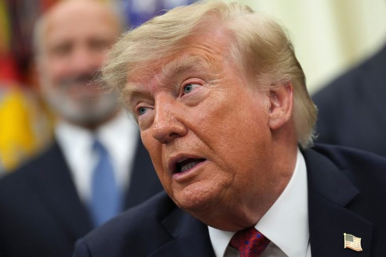 Estados Unidos ataca objetivos en Irán; Teherán responde lanzando drones y misiles