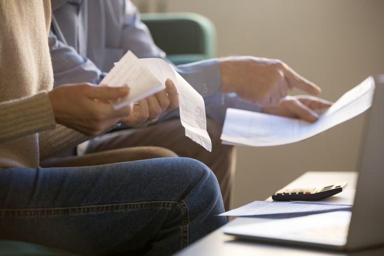 Con cartas y visitas domiciliarias, despachos de cobranza buscan encontrar a deudores que no registren línea telefónica