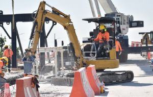 Más puentes para carga en cruce Colombia-Laredo