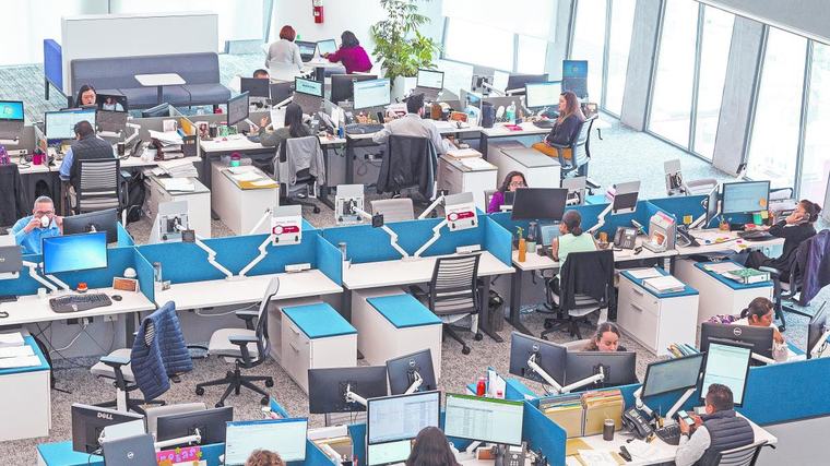 Destaca mandataria creación de empleo formal de agosto